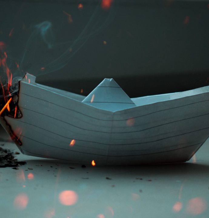 amin-moshrefi-ebHg5_4CHL0-unsplash-min