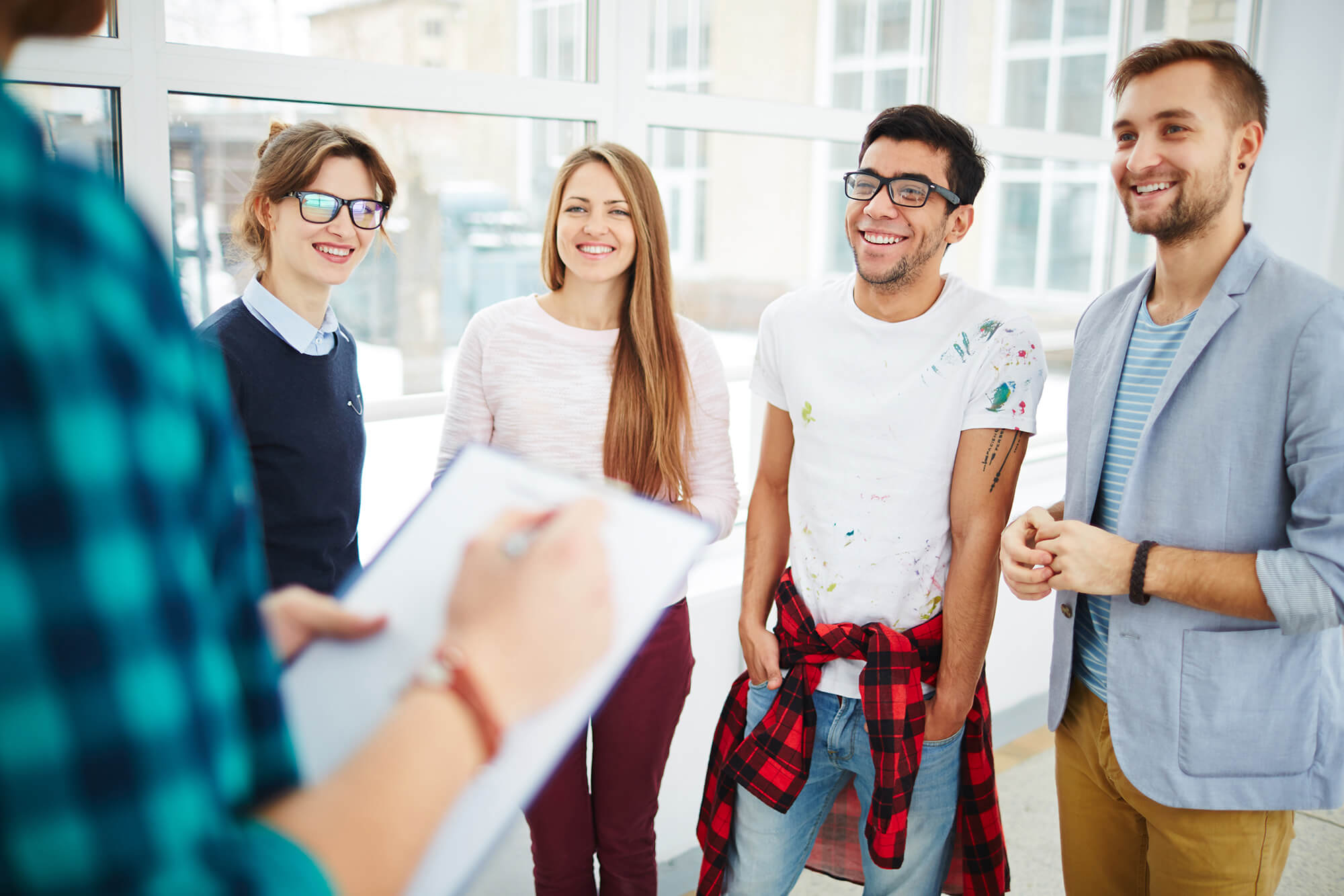 happy-groupmates-HXEJJ3F.jpg happy-groupmates-HXEJJ3F.jpg